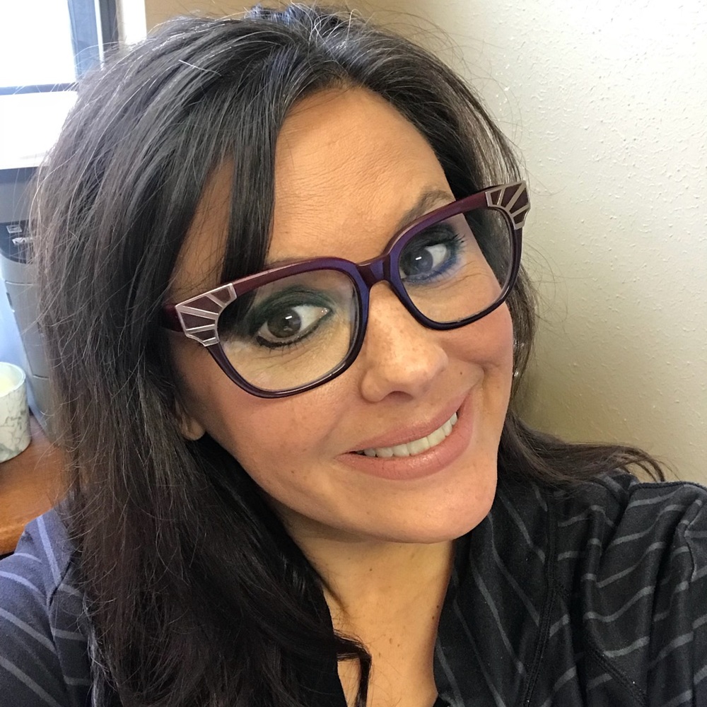 Meet your Posher, Jennifer